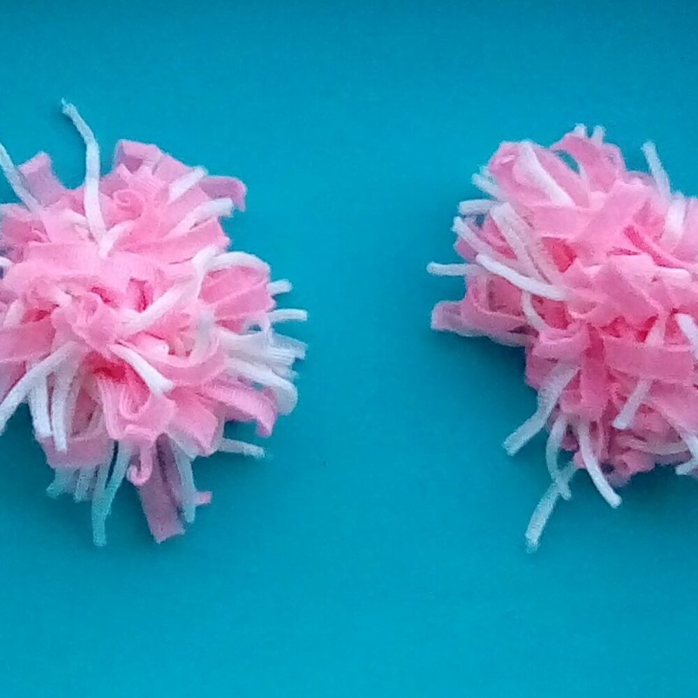 Barbie doll Skipper pink pom poms 80s